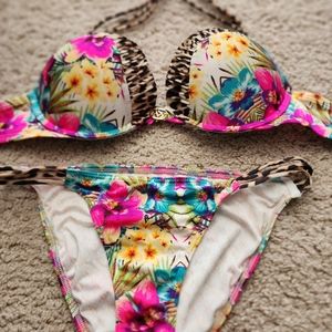 Victoria Secret Bombshell Bathing suit